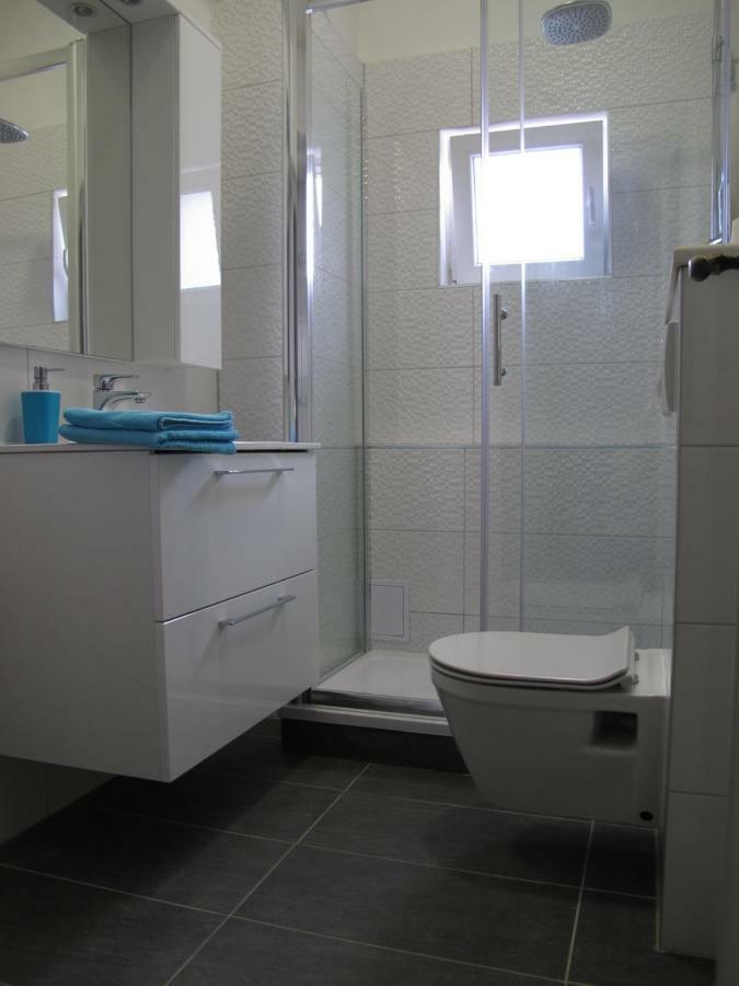 Apartman Lole *