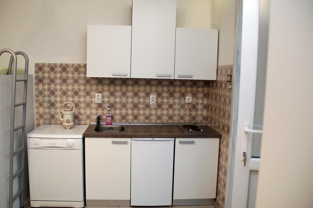 Apartment Lole *